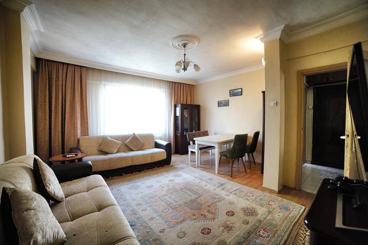 Private Room Close To Merter And Gungoren Textile Center Isztambul Kültér fotó